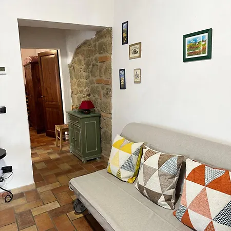 Residence Lucignano Country house *