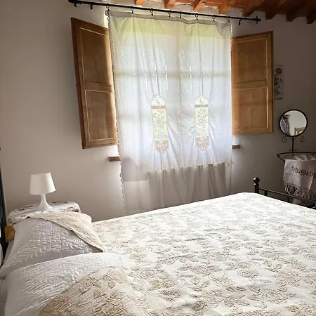Residence Lucignano Country house
